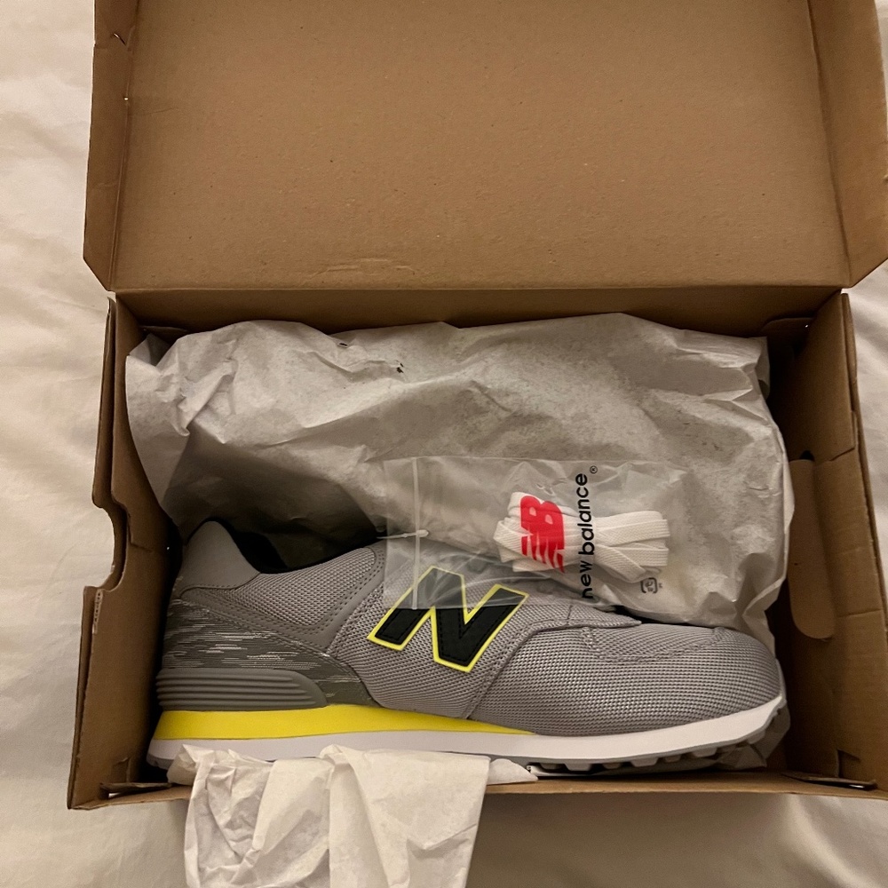 New Balance Men’s 574 Core